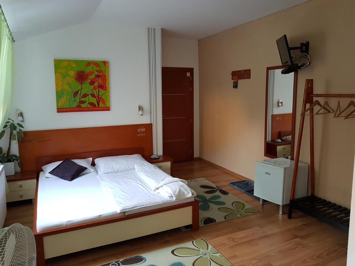 Alex Pension Prešov Exteriör bild